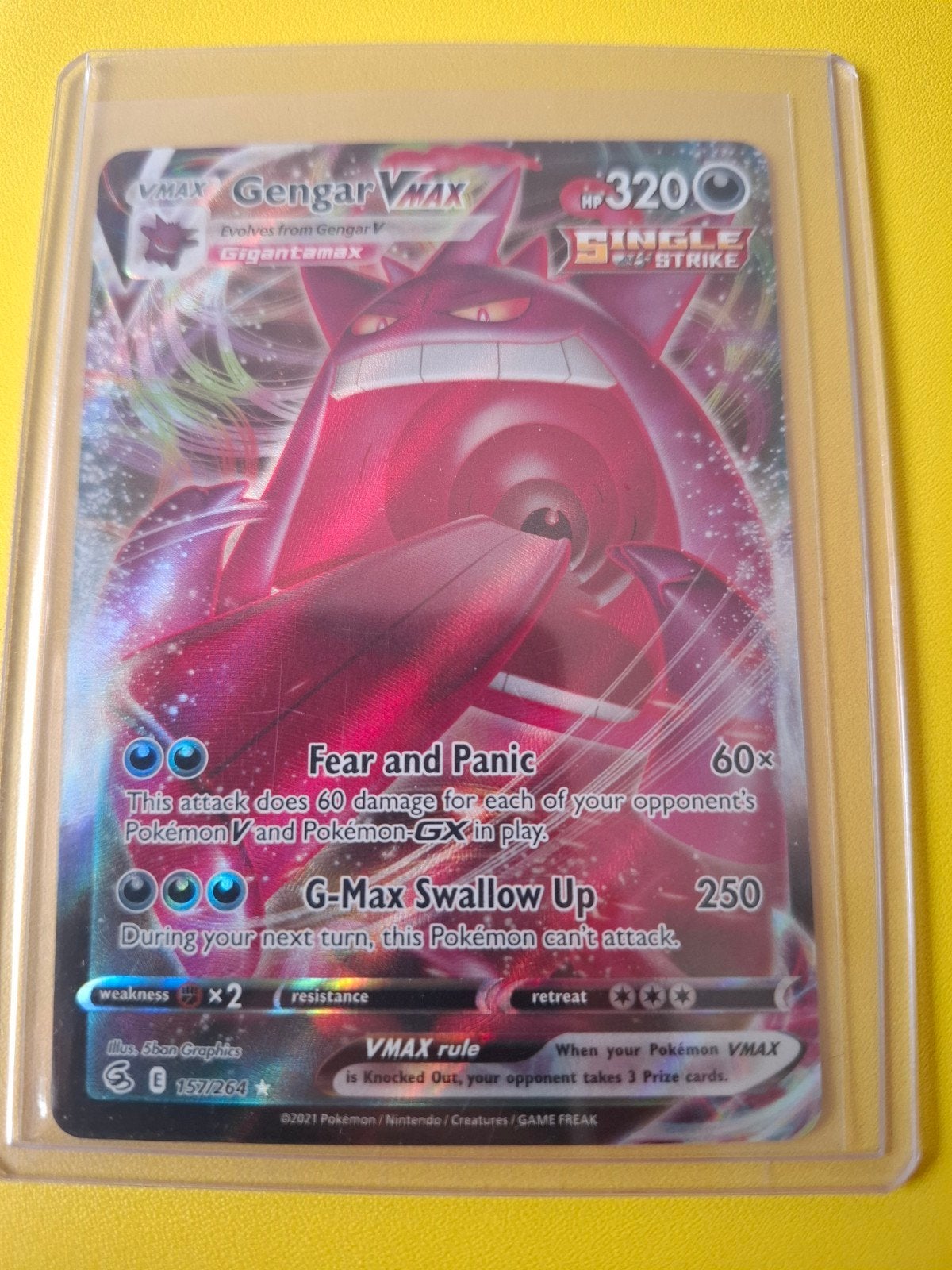 Gengar VMAX Pokémon kaart - Single Strike - 157/264, Ophalen of Verzenden, Zo goed als nieuw, Losse kaart, Foil