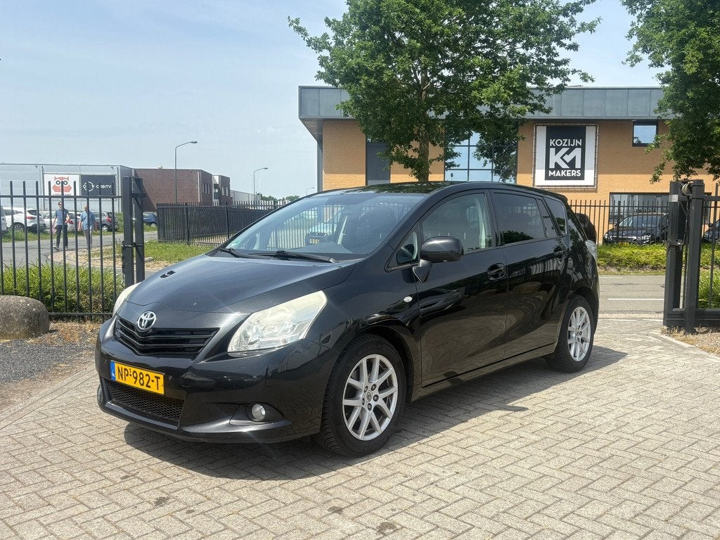 Toyota Verso 2.0 D-4D Business 7P | CLIMATE | CRUISE | PDC |, Gebruikt, Zwart, 4 cilinders, 7 stoelen