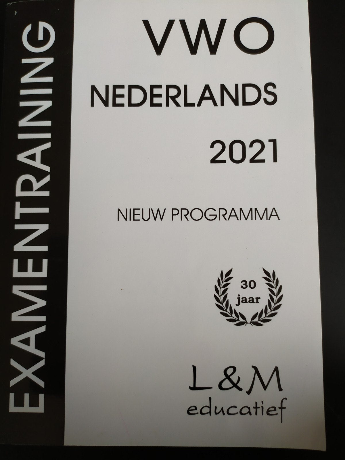 Examentraining VWO Nederlands 2021 L&M Educatief, VWO, Gert P. Broekema, Ophalen of Verzenden, Zo goed als nieuw