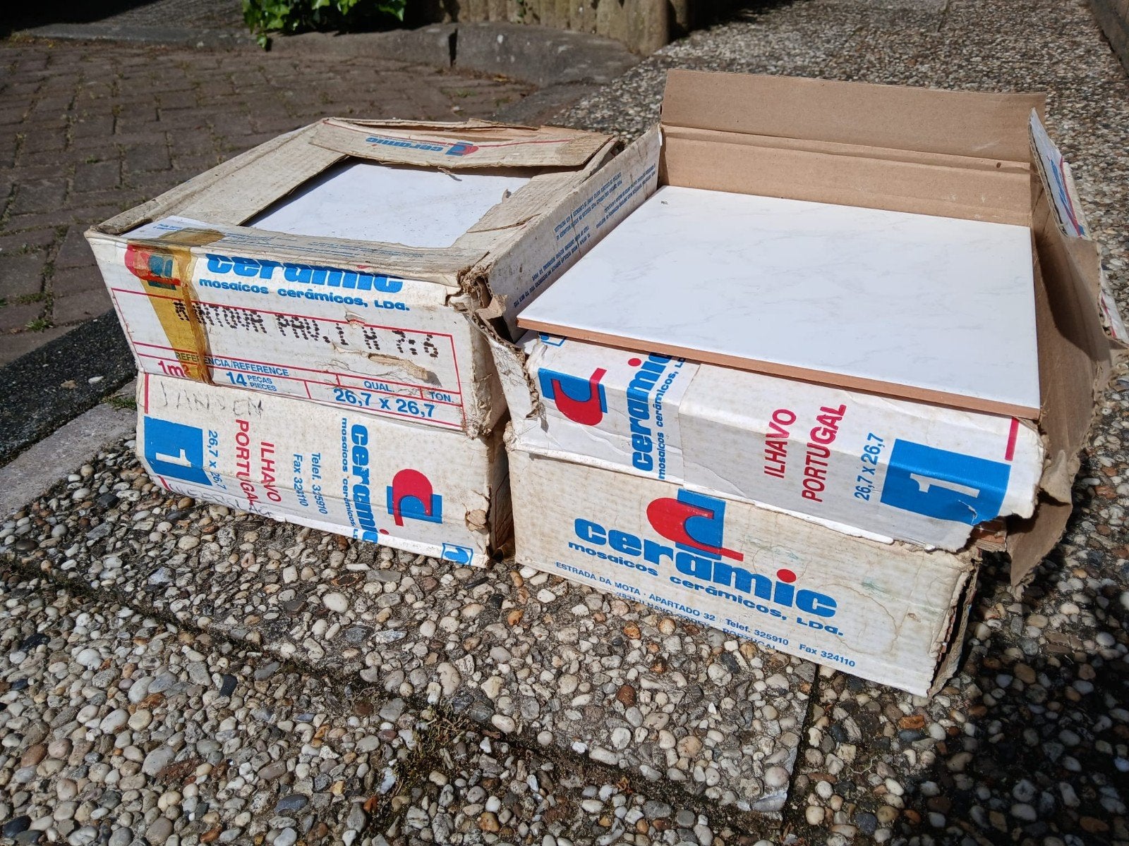 Ongeveer 3,5 m2 binnen tegels (rest party) Toilet - badkamer, Ophalen of Verzenden, Keramiek, Minder dan 5 m², Wandtegels
