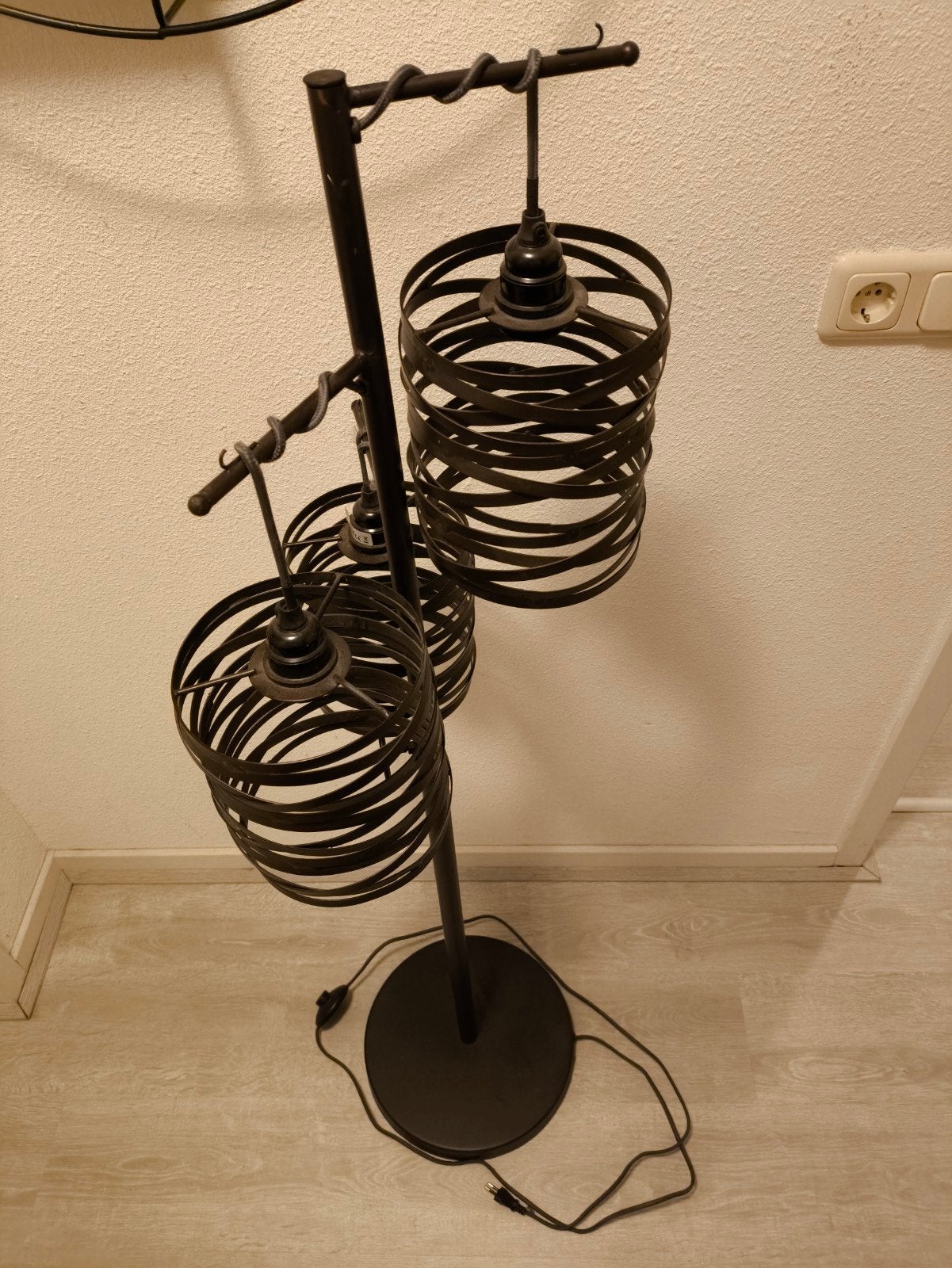 Vloerlamp / staande lamp lampion brons, Huis en Inrichting, Lampen | Vloerlampen, Ophalen, 150 tot 200 cm
