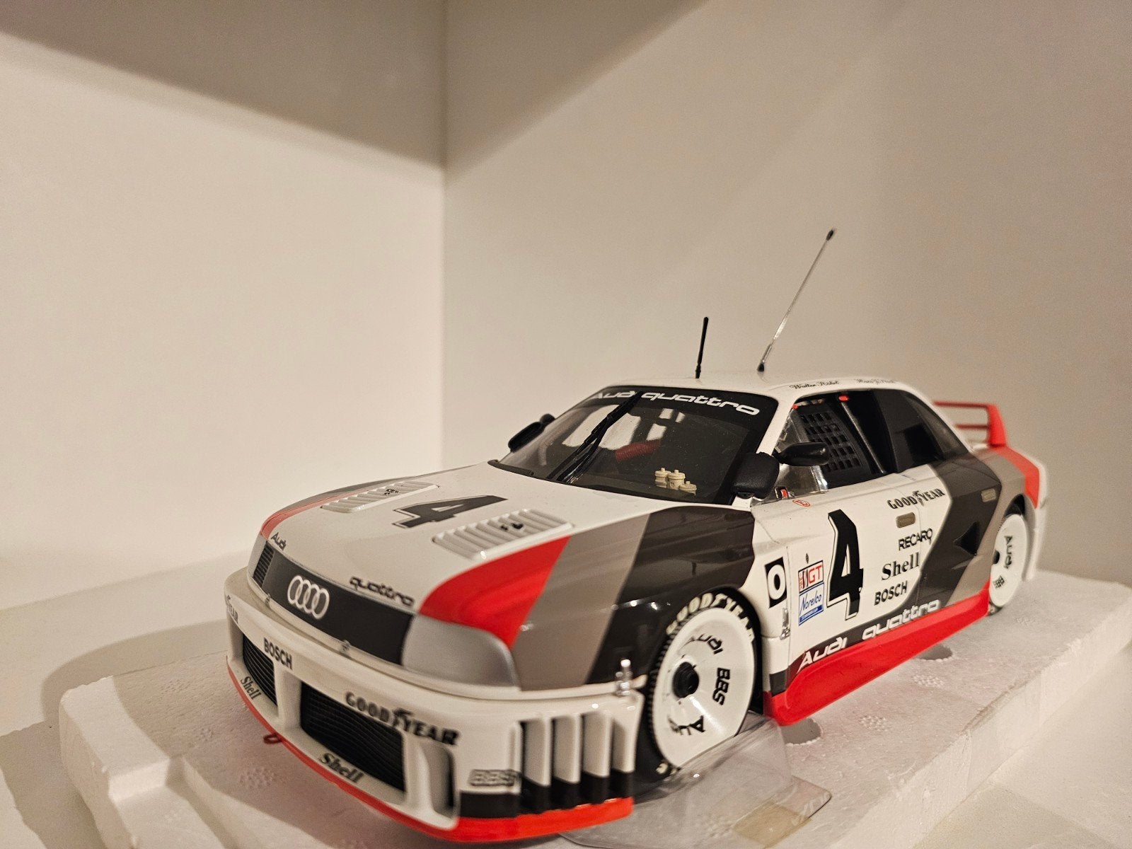 MINICHAMPS AUDI 90 QUATTRO IMSA 1:18, Ophalen of Verzenden, Zo goed als nieuw, Auto, MiniChamps