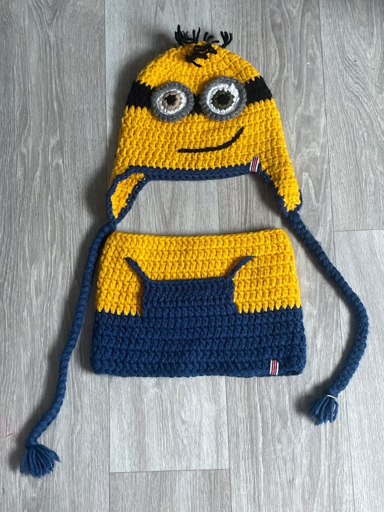 Minion muts met col sjaal 6-10 jaar, past ook voor tiener, Ophalen of Verzenden, 104 of kleiner, Meisje, Muts
