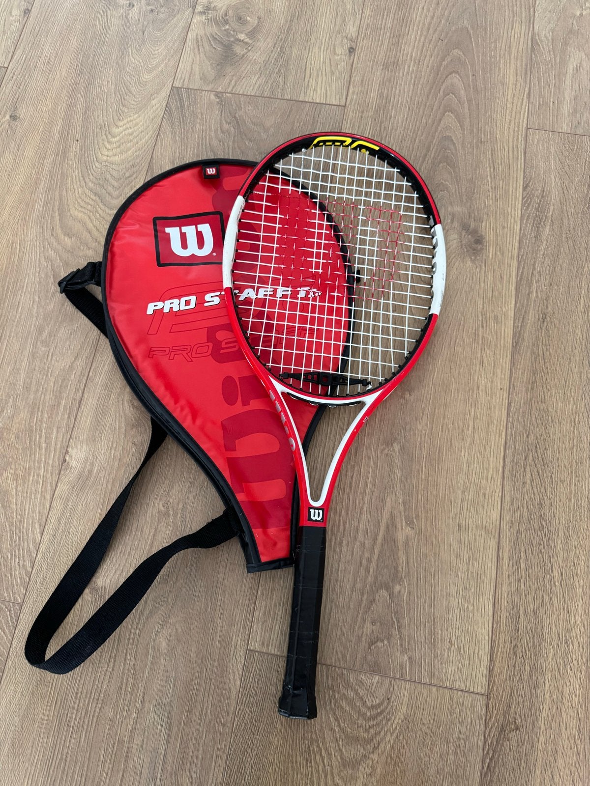 Wilson Pro Staff Jr. 26 Tennisracket met hoes, Ophalen of Verzenden, Gebruikt, Racket, Wilson
