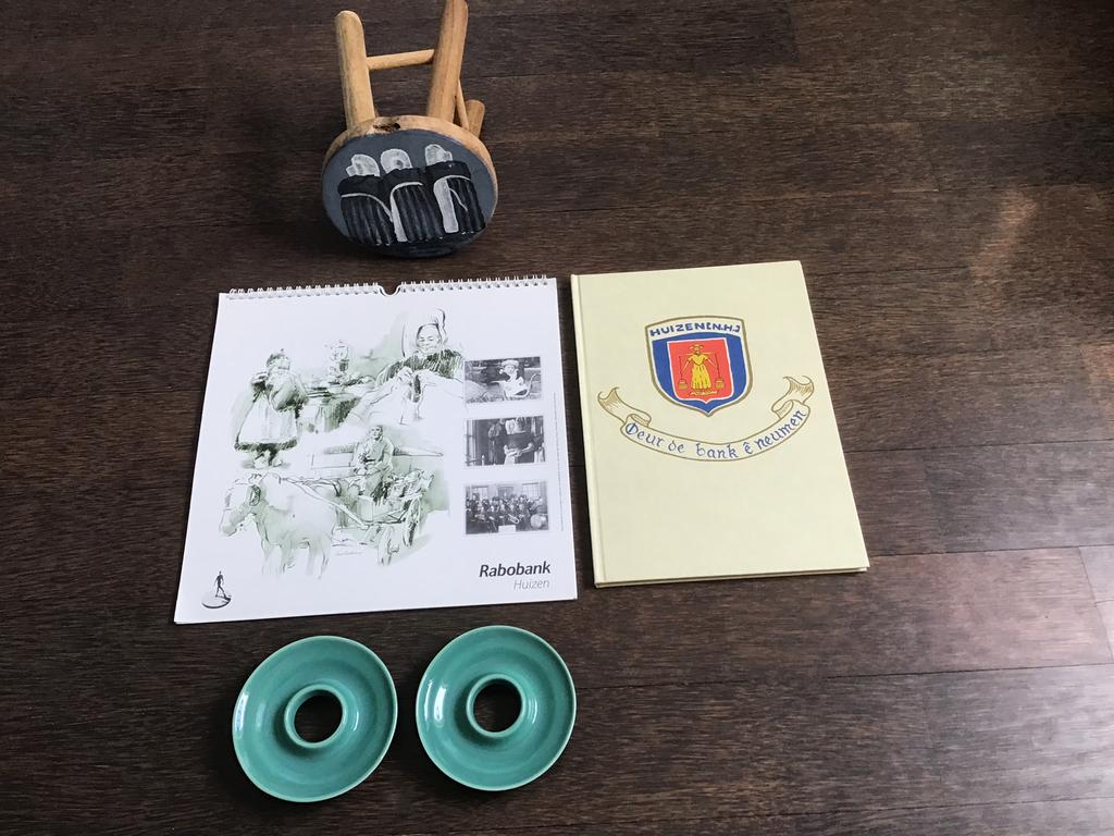 Huizen NH - kalender - boek - eierdopjes - krukje, Ophalen of Verzenden