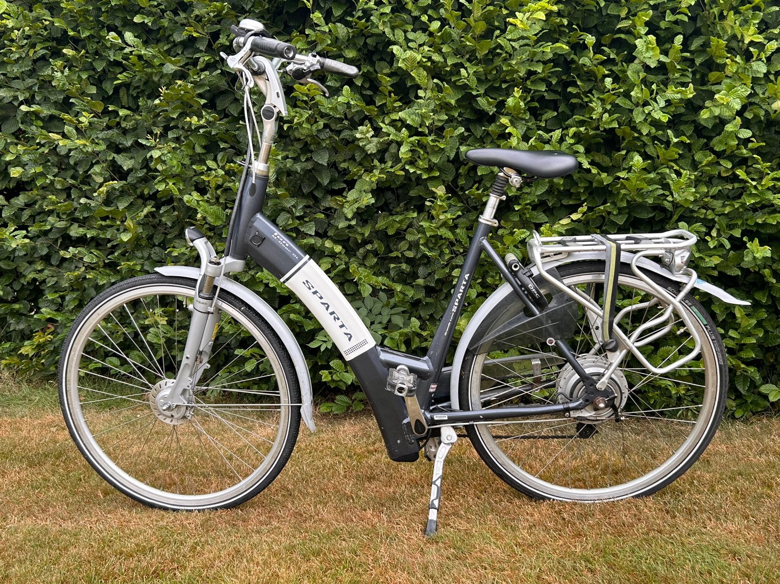 Sparta Ion elektrische dames fiets, Ophalen, Sparta, Gebruikt, 50 km per accu of meer