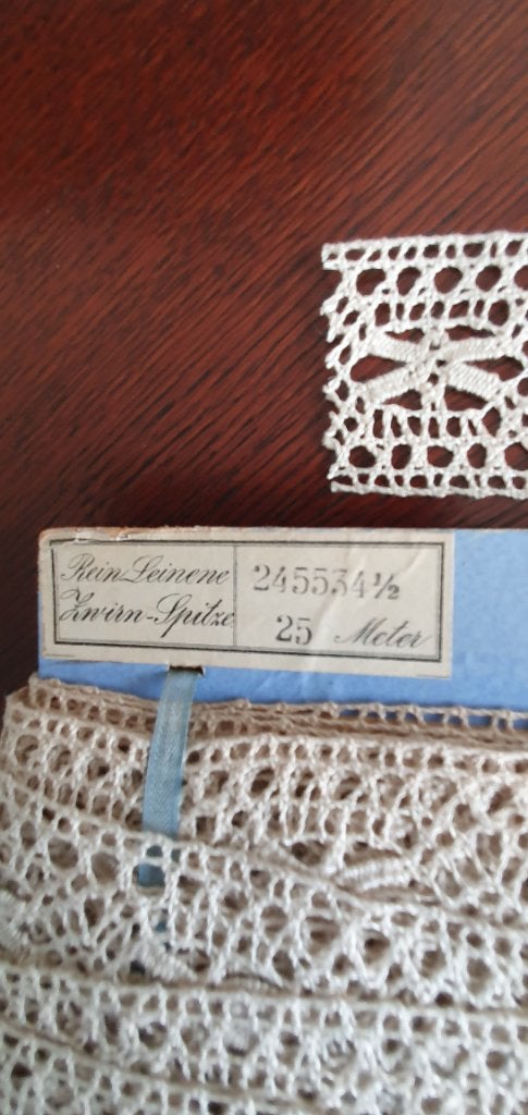 Vintage Ecru kant 8 cm, Hobby en Vrije tijd, Naaien en Fournituren, Ophalen of Verzenden, Zo goed als nieuw, Lint, Band of Elastiek