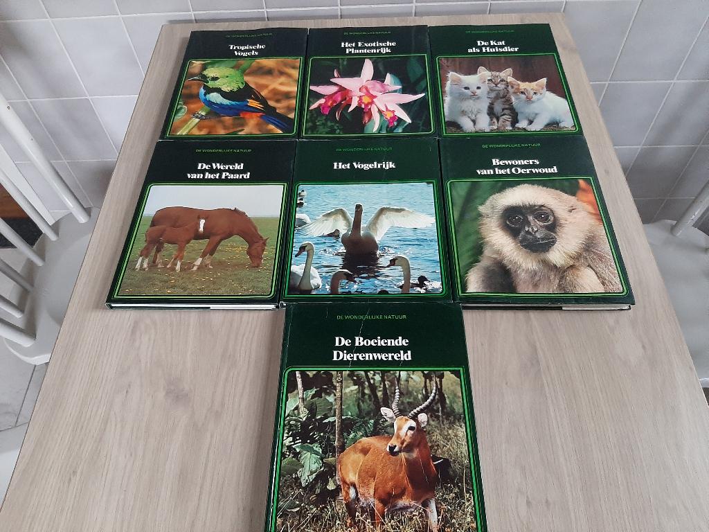 7 boeken uit de dieren wereld, Boeken, Encyclopedieën, Ophalen of Verzenden, Nieuw, Dieren, Complete serie