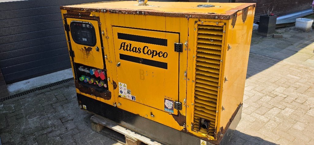 Europower EPS303TDE Kubota 30 kVA Silent generatorset, Ophalen, Gebruikt, Dieselolie, Geluidgedempt
