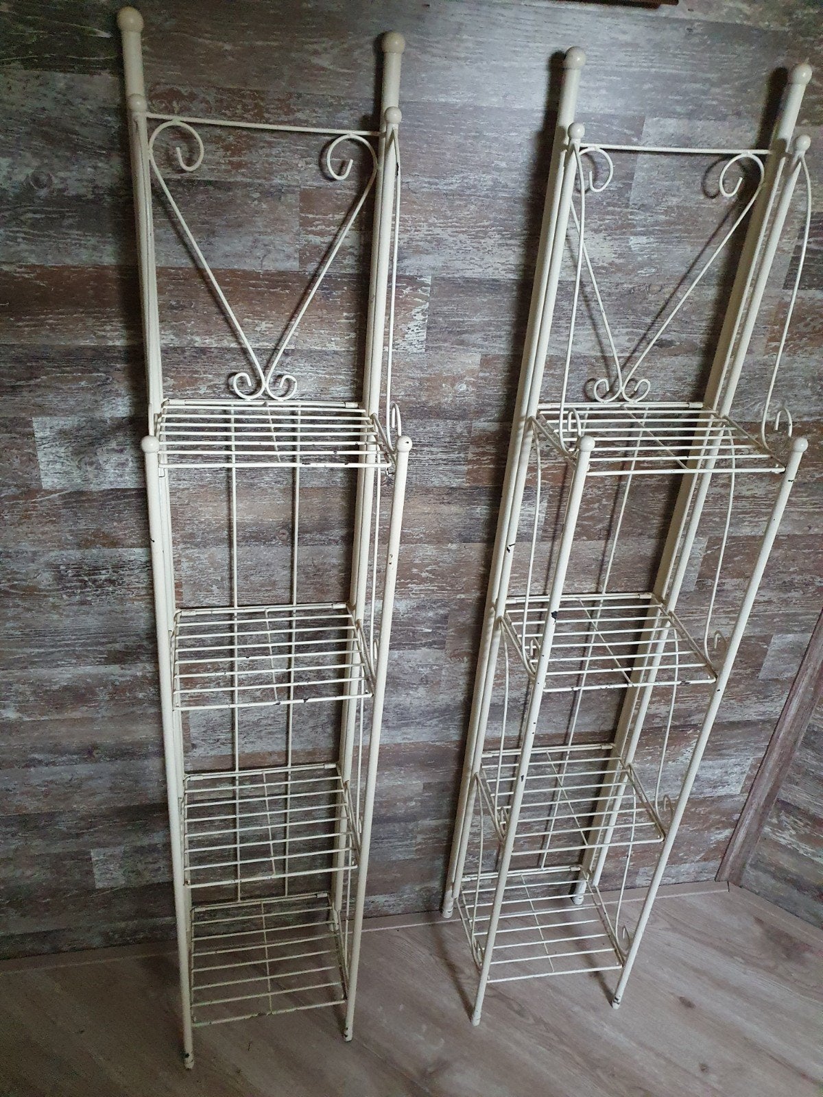 Set van 2 metalen etagères/plantenrekken, Ophalen, Gebruikt