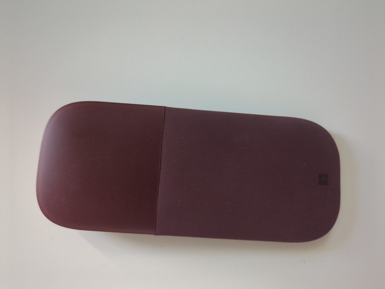 Microsoft Arc Mouse - Draadloos en Ergonomisch, Computers en Software, Muizen, Muis, Ergonomisch, Ophalen of Verzenden, Zo goed als nieuw