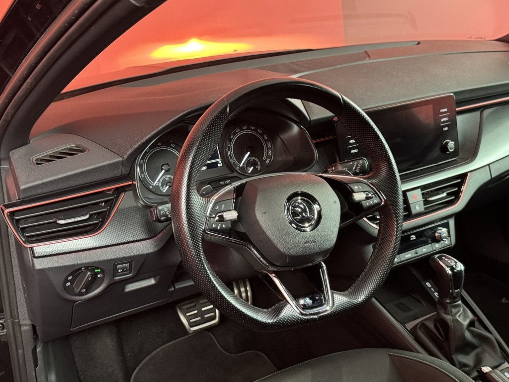 Skoda Scala 1.0 TSI Sport Business | Stoelverwarming | Clima, Auto's, Skoda, Gebruikt, Met garantie (alle), 620 kg, Zwart