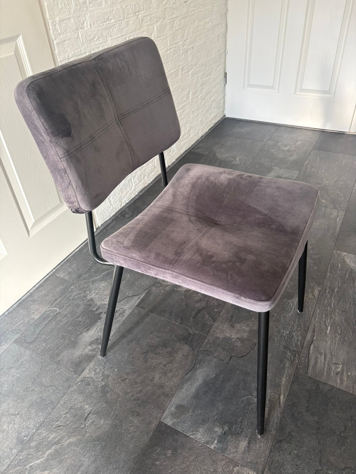 Eetkamer stoel grijs ( 6x), Huis en Inrichting, Stoelen, Ophalen, Zo goed als nieuw, Vijf, Zes of meer stoelen, Stof