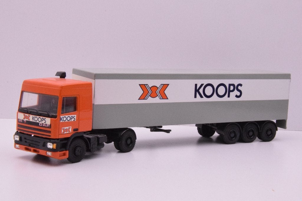 DAF  95  '' Koops Transport ''  Lion car, Hobby en Vrije tijd, Modelauto's | 1:50, Ophalen of Verzenden, Gebruikt, Bus of Vrachtwagen