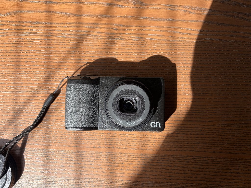 Ricoh GR IV HDF, Audio, Tv en Foto, Ophalen, Zo goed als nieuw, Compactcamera, Ricoh