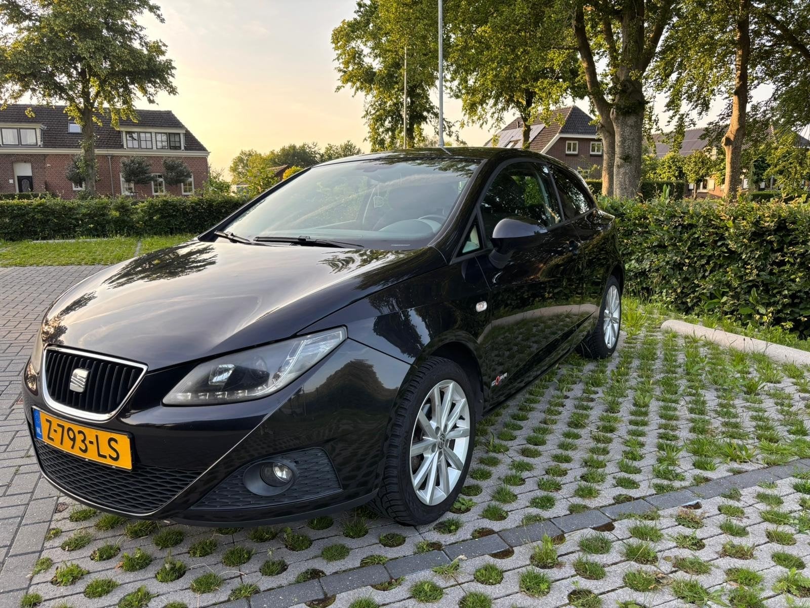 Seat Ibiza Copa 1.2  2011 Zwart, Auto's, Voorwielaandrijving, USB, 31 €/maand, 1198 cc