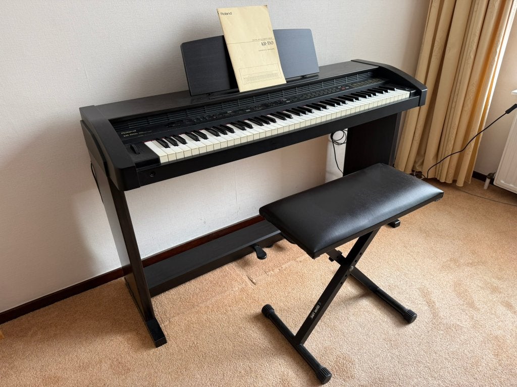 digitale piano / arranger Roland KR-350 incl. kruk, Ophalen, Gebruikt, 1 klavier, Orgel