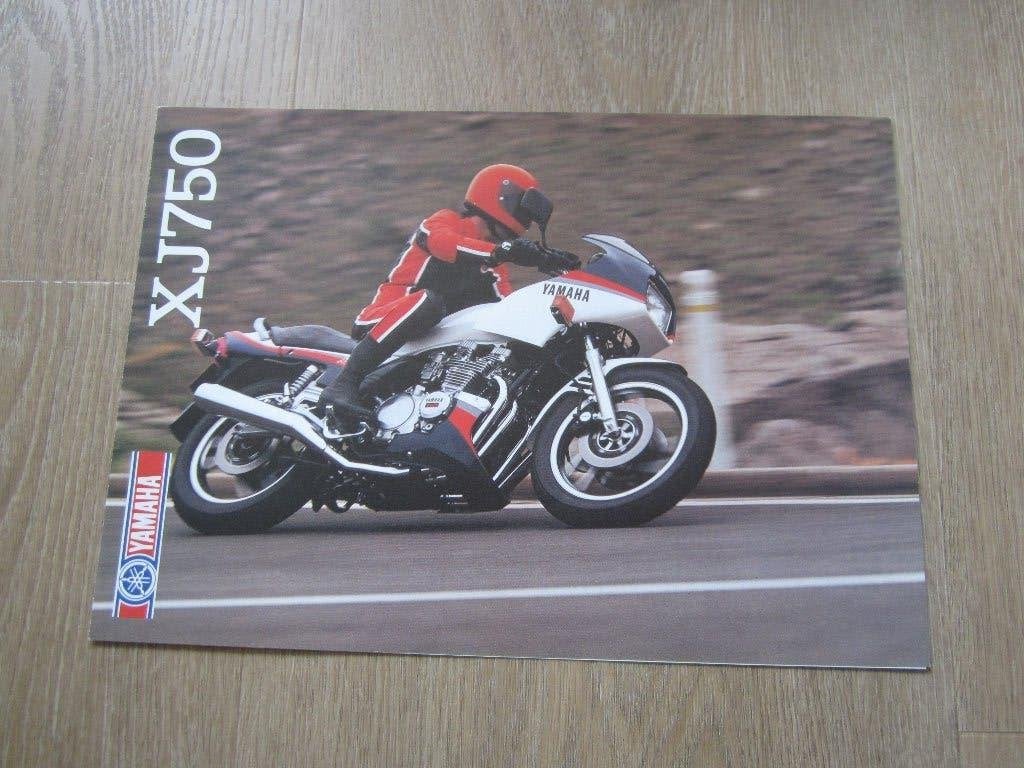 Yamaha XJ 750 brochure folder 1984, Motoren, Ophalen of Verzenden, Yamaha