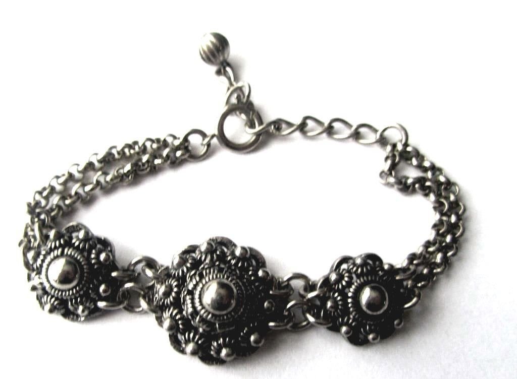 Prachtige Zeeuwse knop Armband, Ophalen, Zo goed als nieuw, Zilver, Staal
