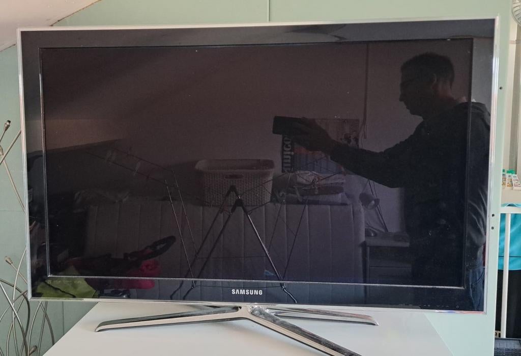 Samsung LE40C750R2W televisie, Verzenden