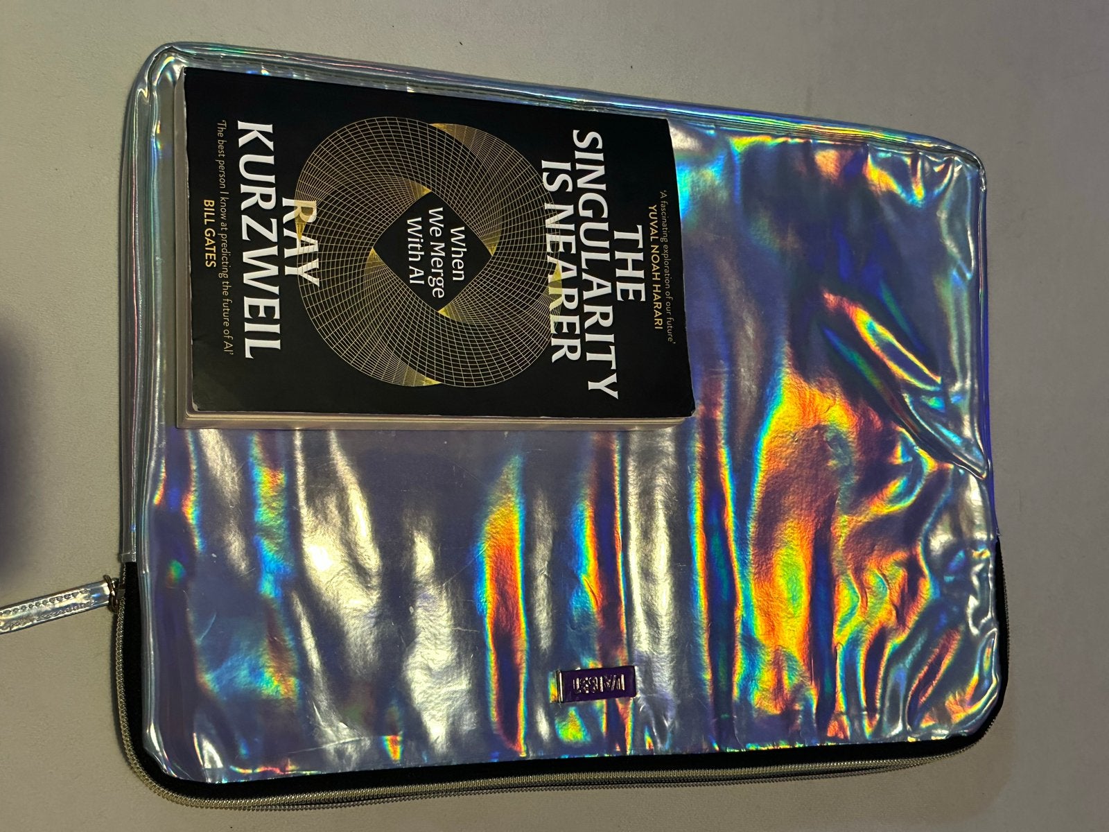 Holografische Laptophoes 13 inch, Computers en Software, Ophalen of Verzenden, 13 inch, Zo goed als nieuw