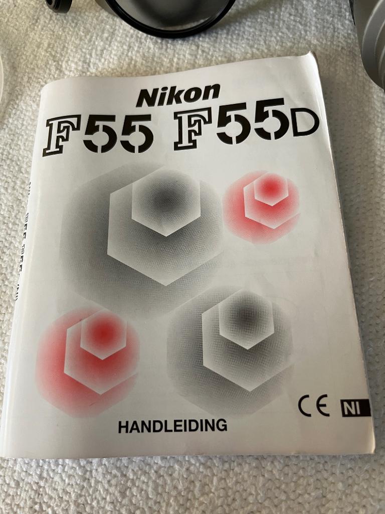 Te koop Nikon F55D spiegelreflex camera, zeer compleet., Audio, Tv en Foto, Ophalen of Verzenden, Gebruikt