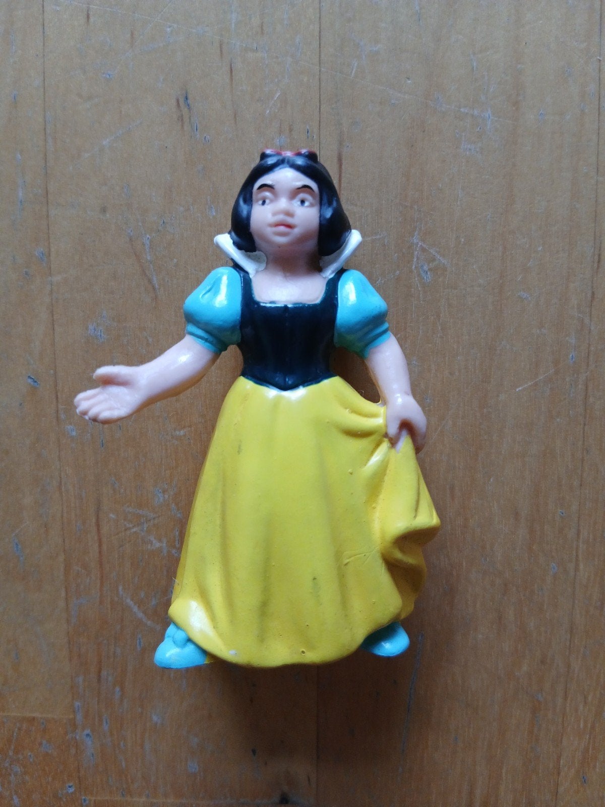 Sneeuwwitje Disney figuur, Verzamelen, Ophalen of Verzenden, Sneeuwwitje of Doornroosje, Beeldje of Figuurtje