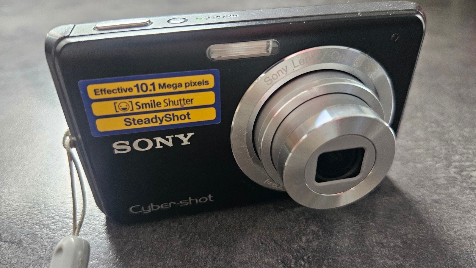 Sony Cyber-shot DSC-W180 (10.1 MP) – Met doos, accu, oplader, Ingebouwde flitser, 10 megapixels, Ophalen of Verzenden, Zo goed als nieuw