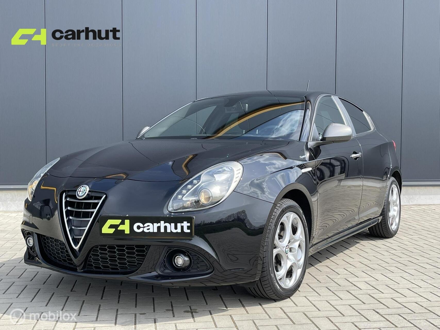Alfa Romeo Giulietta 1.4 T 170 PK |86.000 KM| boekjes | NL-a, Auto's, 4 cilinders, Alcantara, Zwart, Origineel Nederlands