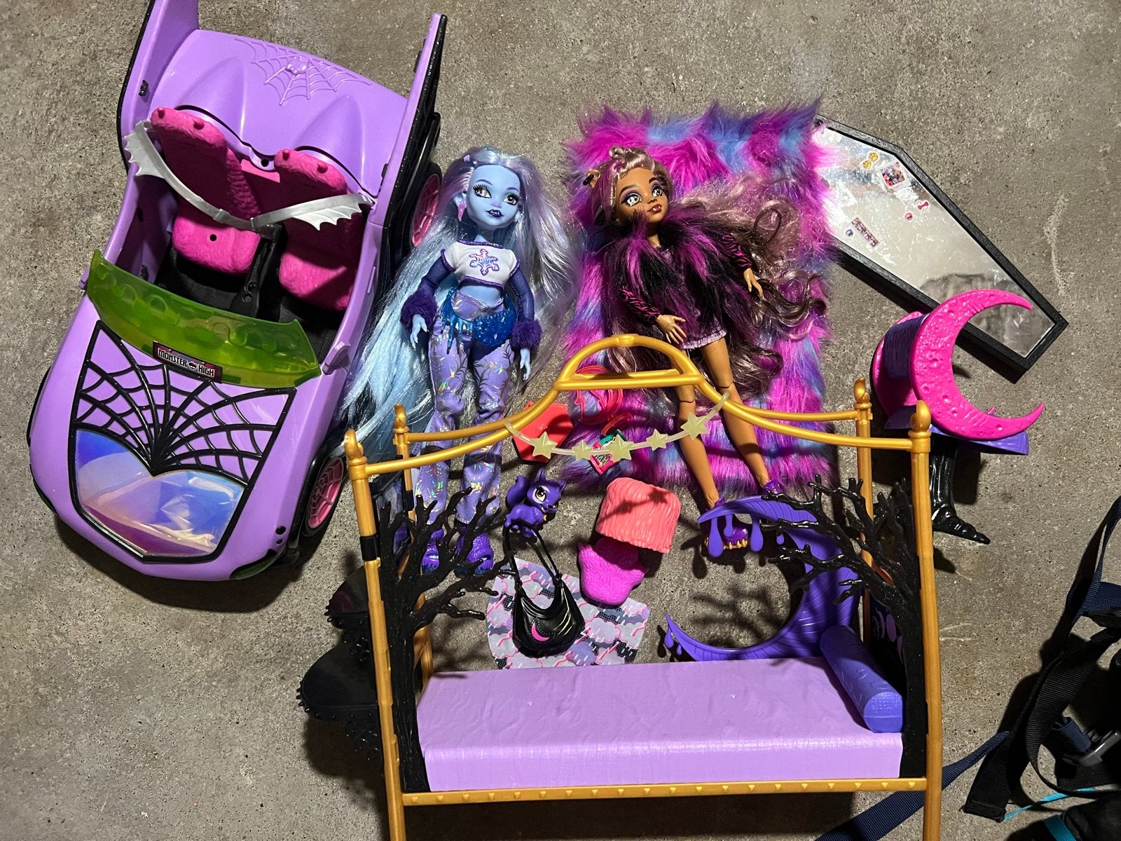Monster High: Clawdeen, Abbey, auto en slaapkamer, Ophalen, Gebruikt, Overige typen