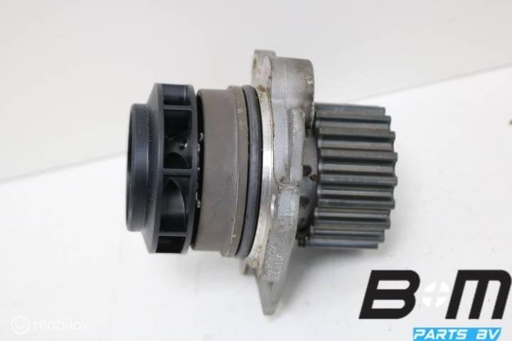 Waterpomp VW Passat B7 1.6 TDI CAYC 03L121031A, Auto-onderdelen, Motor en Toebehoren, Gebruikt