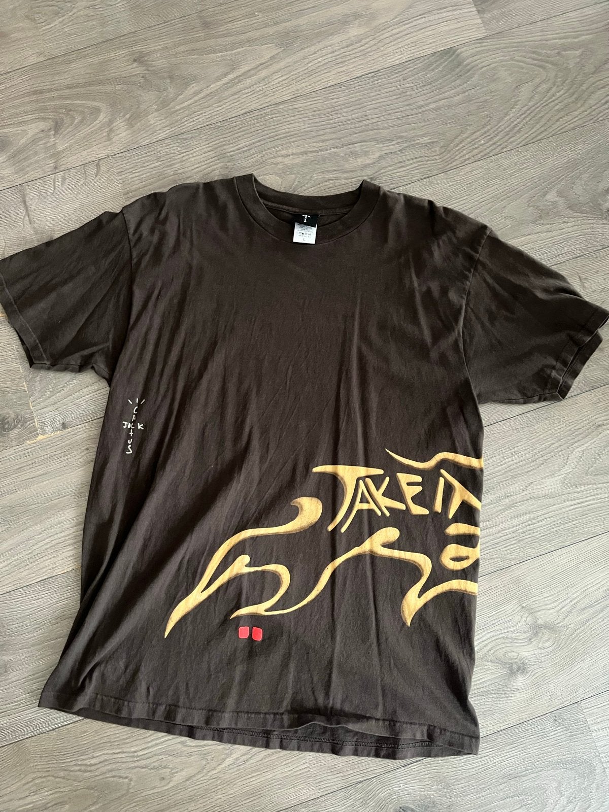 Travis Scott Cactus Jack x The Max T-shirt maat L, Ophalen of Verzenden, Gedragen, Maat 52/54 (L), Bruin