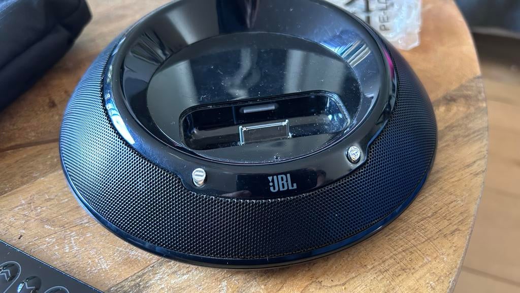 JBL On Stage II iPod/iPhone Docking Station Speaker, Gebruikt, JBL, Overige typen, Ophalen of Verzenden