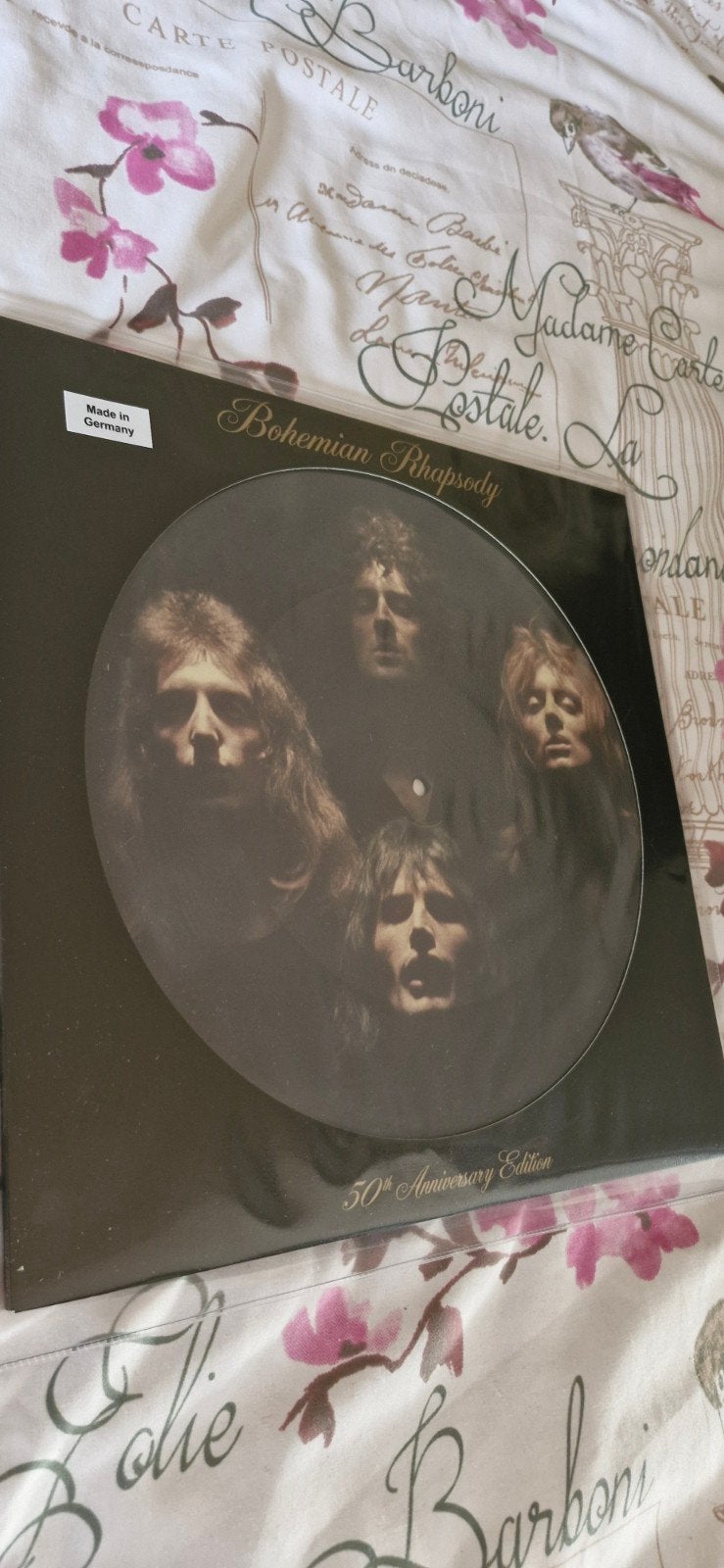 Queen-Bohemian Rhapsody 50th Anniversary Picture Disc 2025, Ophalen of Verzenden, Nieuw in verpakking, 12 inch