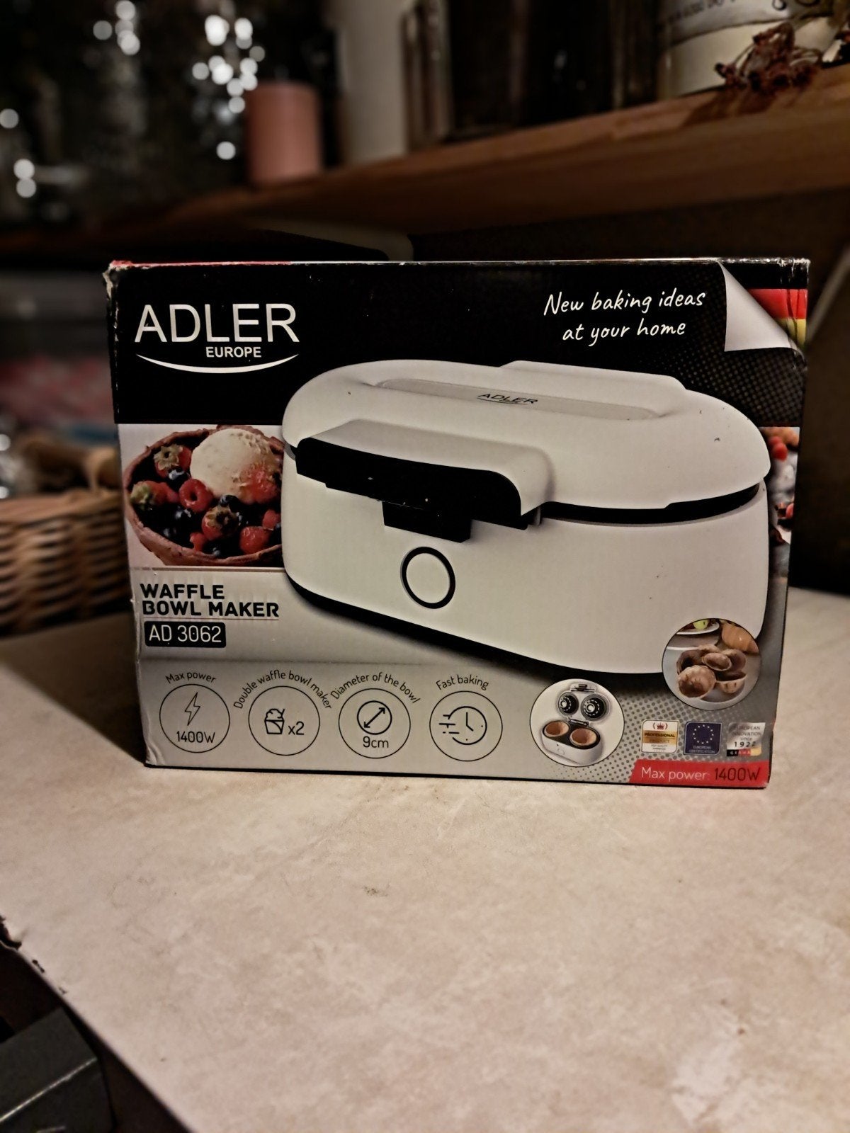 ADLER Europe Waffle Bowl Maker AD 3062 - Nieuw in doos, Ophalen of Verzenden, Zo goed als nieuw