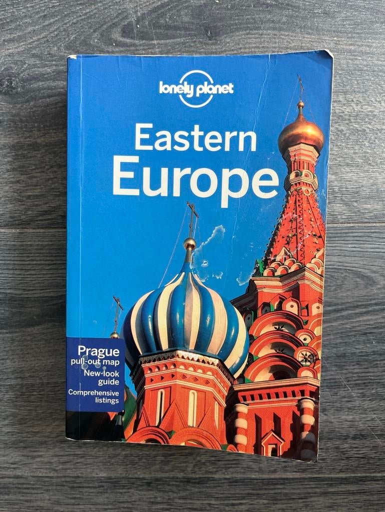 Lonely Planet Eastern Europe Reisgids (2011), Gelezen, Lonely Planet, Europa, Ophalen of Verzenden