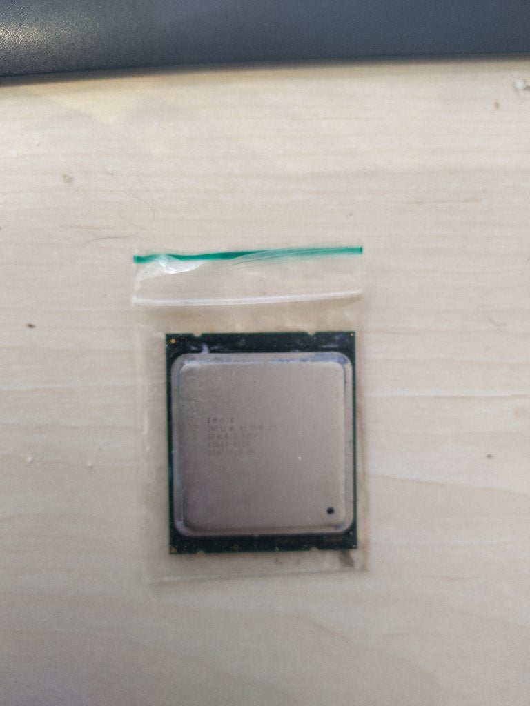 Intel Xeon E5-2693 cpu, Computers en Software, 8-core, Gebruikt, Intel Xeon, Ophalen of Verzenden