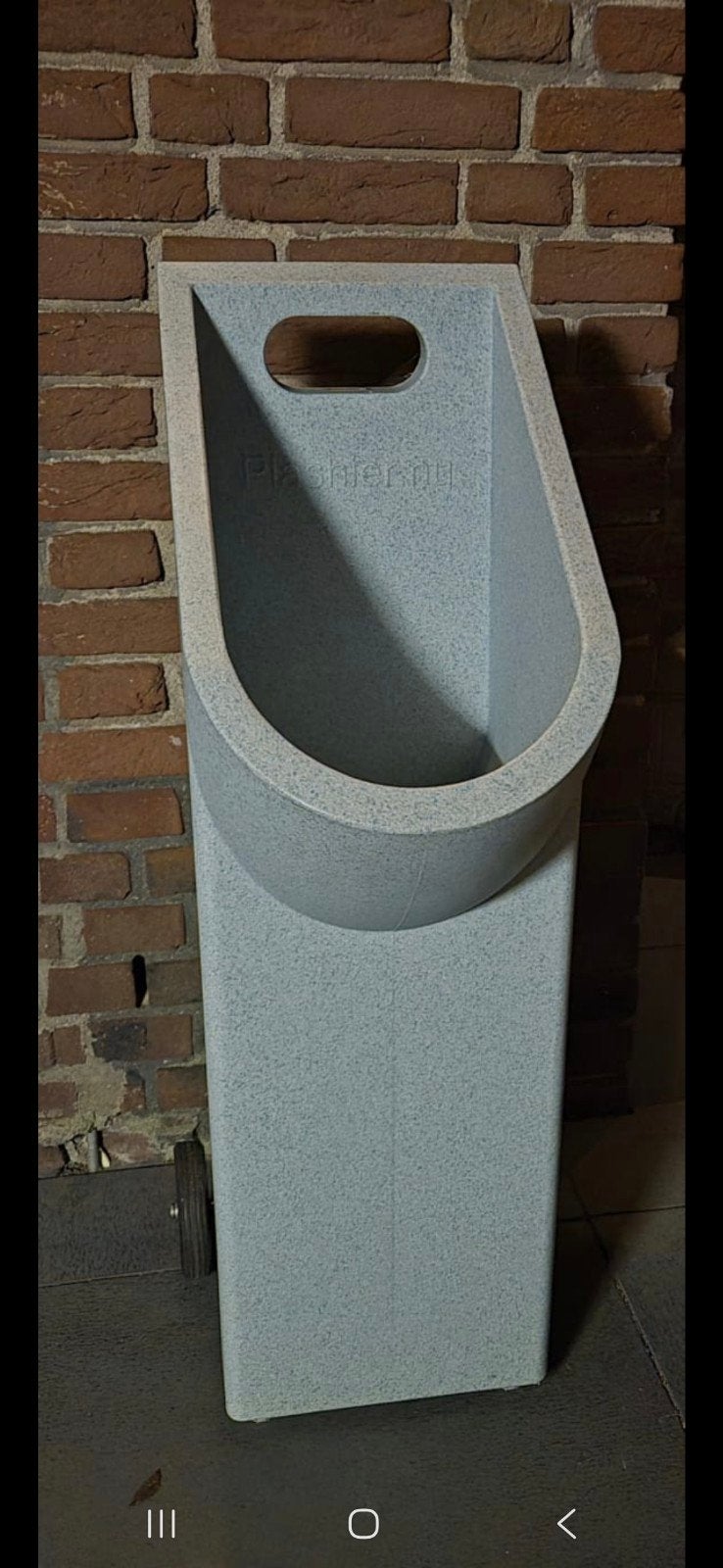 Plaszuil te huur, Ophalen, Verjaardag