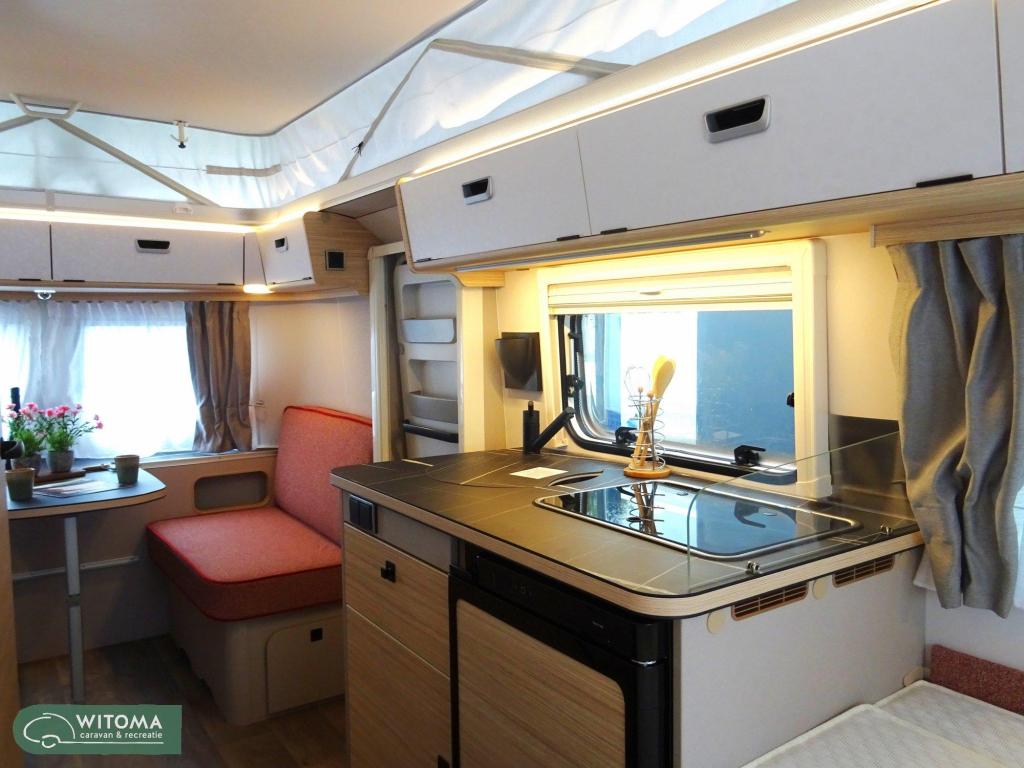 Eriba Touring 530 2de pinksterdag open huis, Caravans en Kamperen, Caravans, Standaardzit, Bedrijf, 750 - 1000 kg, 4 tot 5 meter