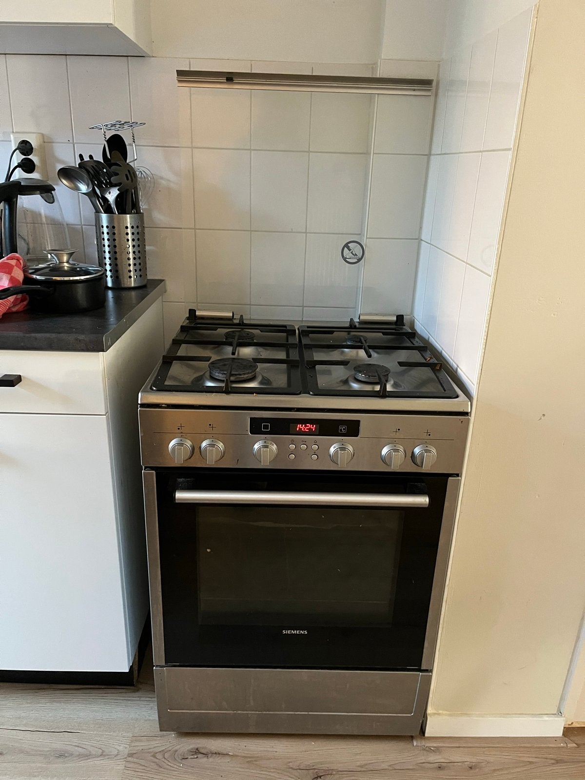 Siemens Vrijstaand Gasfornuis met Oven, Ophalen, Gebruikt, 60 cm of meer, 4 kookzones