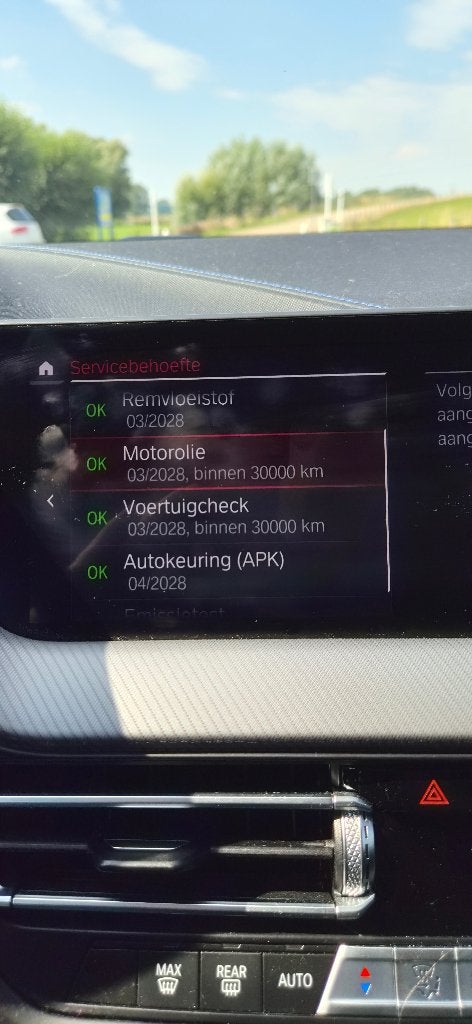 Foto 8 van BMW 1-Serie 118i 136pk 2021 Executive Edition M-sport