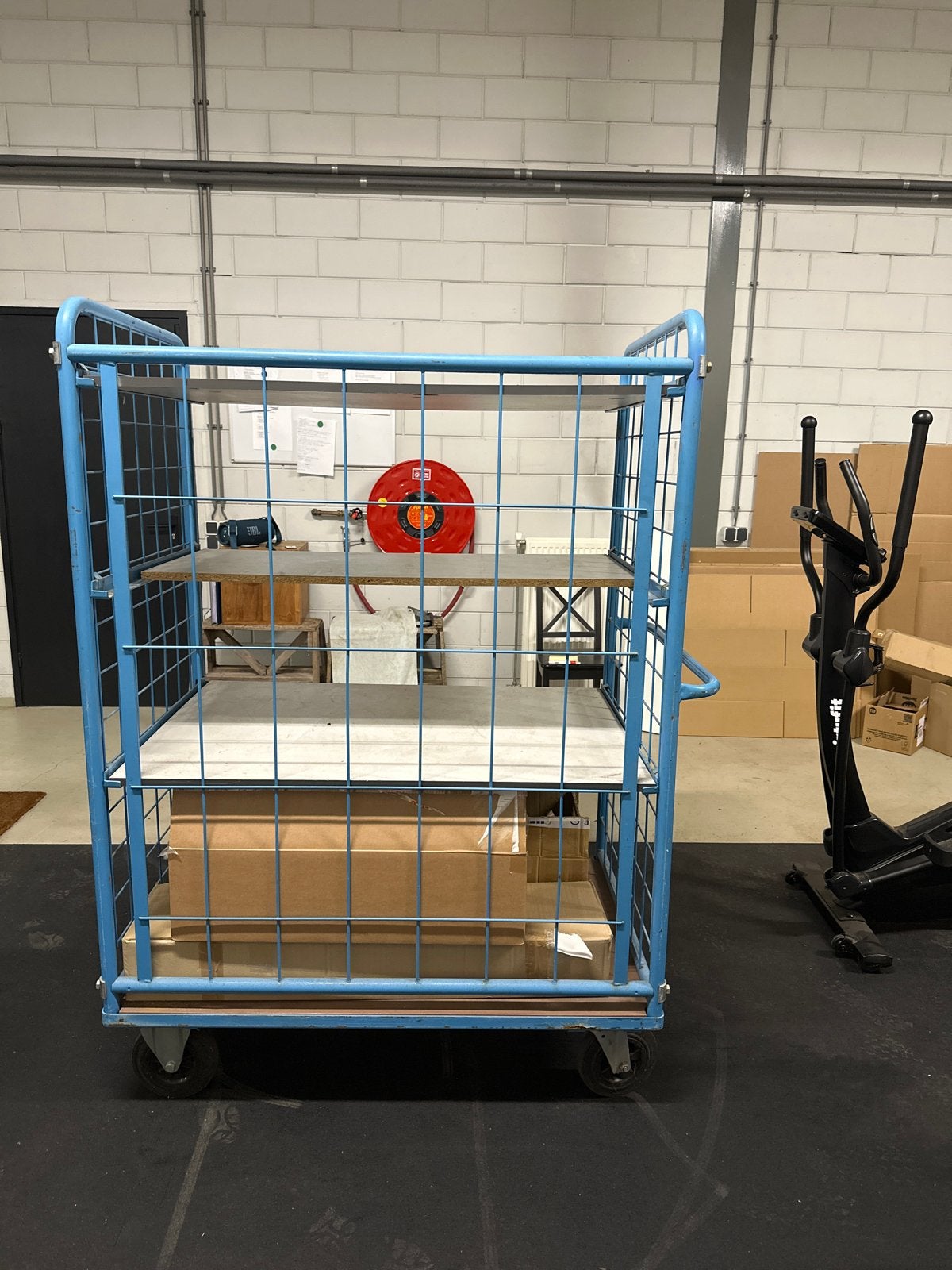Gebruikte Magazijnwagen Etagewagen - L1320xB800xH1780mm, Doe-het-zelf en Verbouw, Transportwagens, Ophalen, Zo goed als nieuw