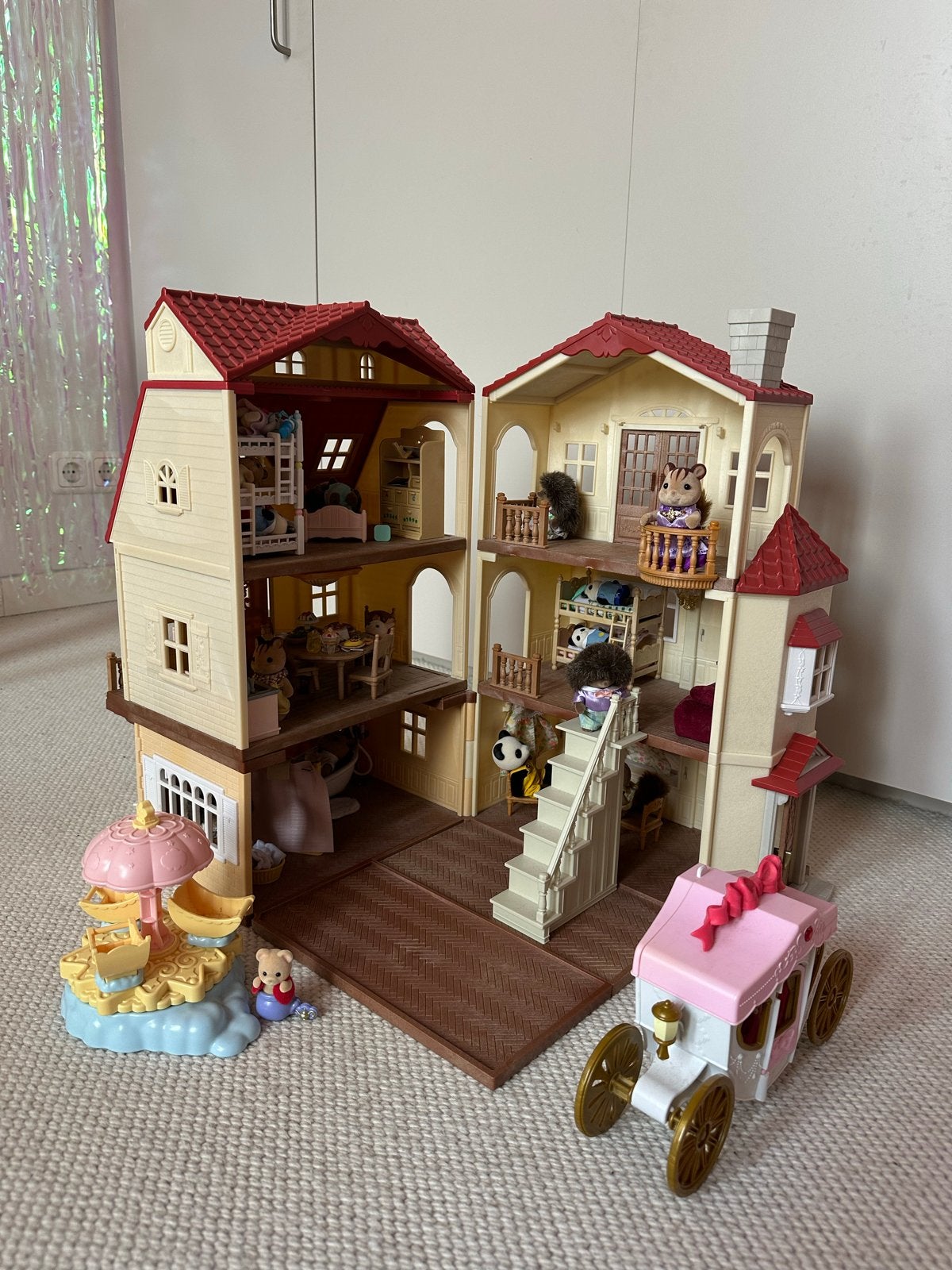 Sylvanian Families Het grote huis, startershuis en families, Ophalen of Verzenden, Gebruikt, Poppenhuis