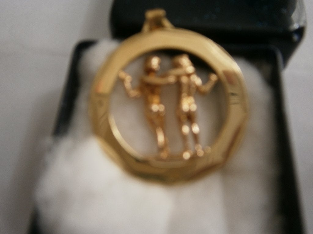 gouden sterrenbeeld., Overige voorstellingen, Ophalen of Verzenden, Zo goed als nieuw, Goud