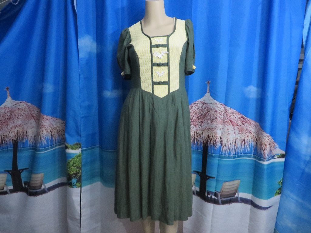 Groen gele dirndl achtige jurk mt 42 =38/40 hagro vintage ?, Maat 38/40 (M), Hagro, Ophalen of Verzenden, Gedragen