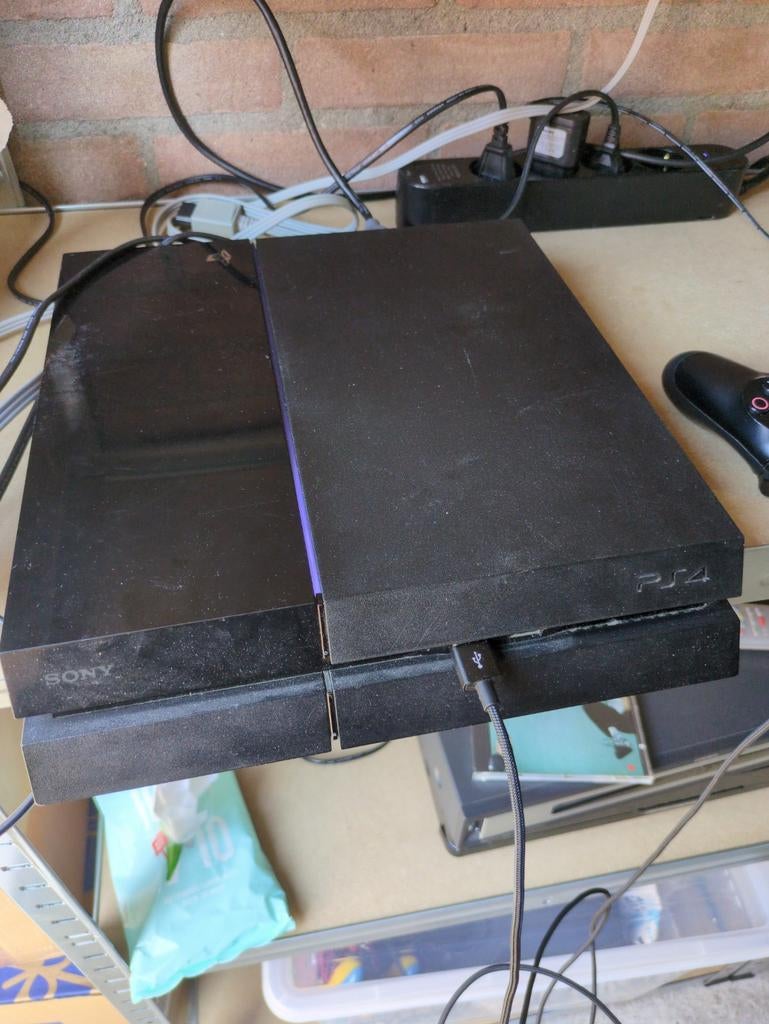 PS4 - Compleet werkend, gereset + 1 controller, Ophalen of Verzenden, Met 1 controller, Original, 500 GB