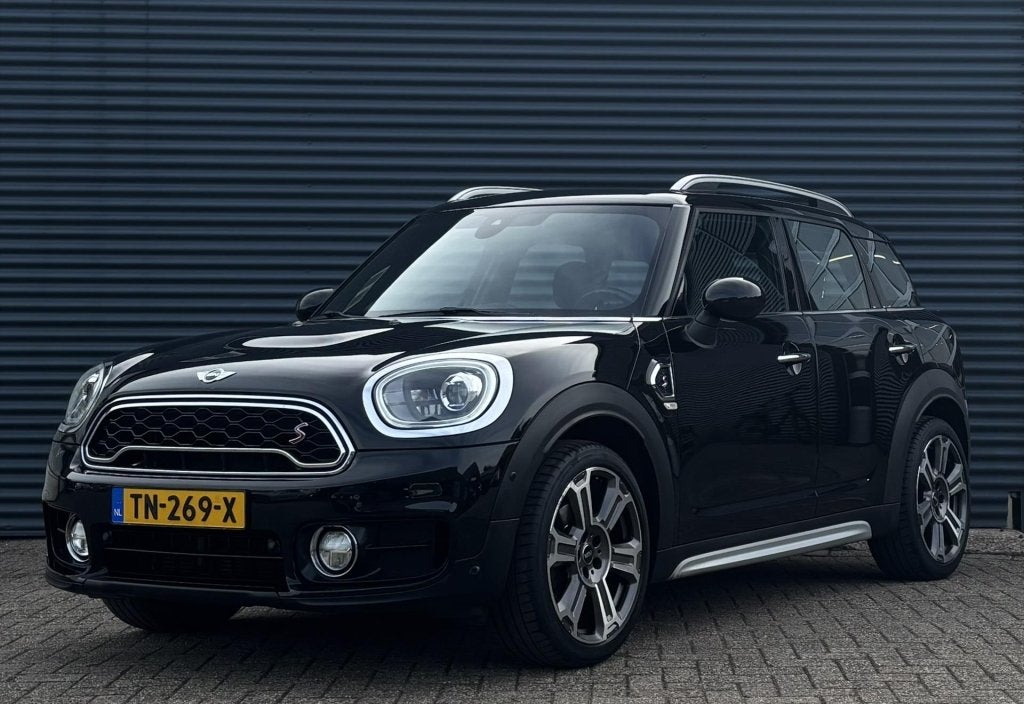 Mini Countryman 1.5 COOPER LED/STOELVERW/19 INCH, Voorwielaandrijving, 136 pk, Gebruikt, Countryman