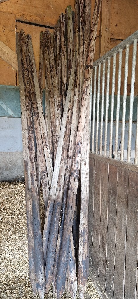 Houten palen voor omheining, Ophalen