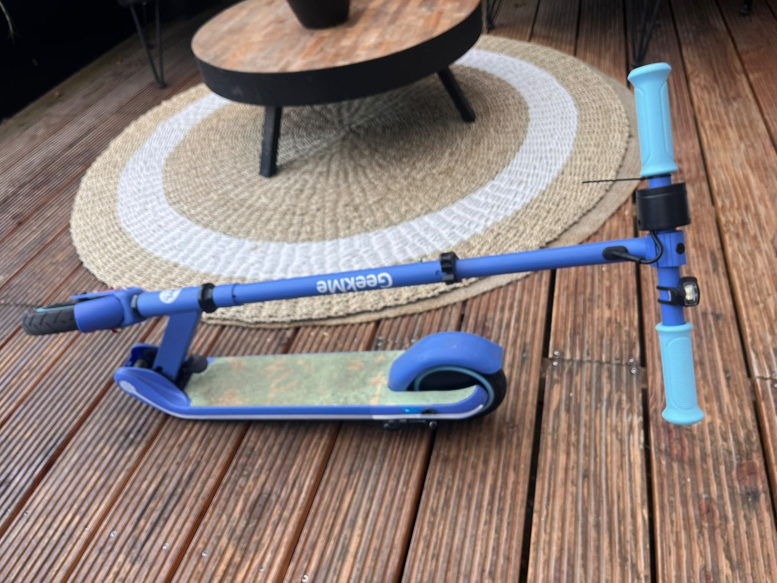 Elektrische kinderstep GeekMe - 3 standen, tot 18 km/u, Fietsen en Brommers, Ophalen, Gebruikt, Elektrische step (E-scooter)