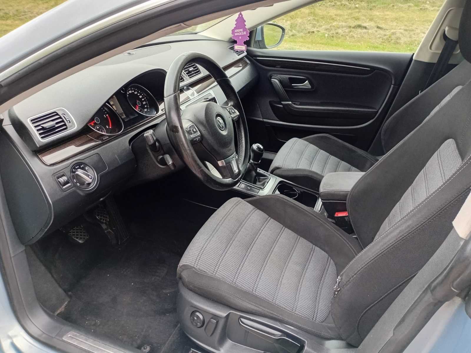 Volkswagen CC 2.0 TDI BlueMotion, 39-ZLJ-9, Auto's, Euro 5, 4 cilinders, Origineel Nederlands, Bedrijf